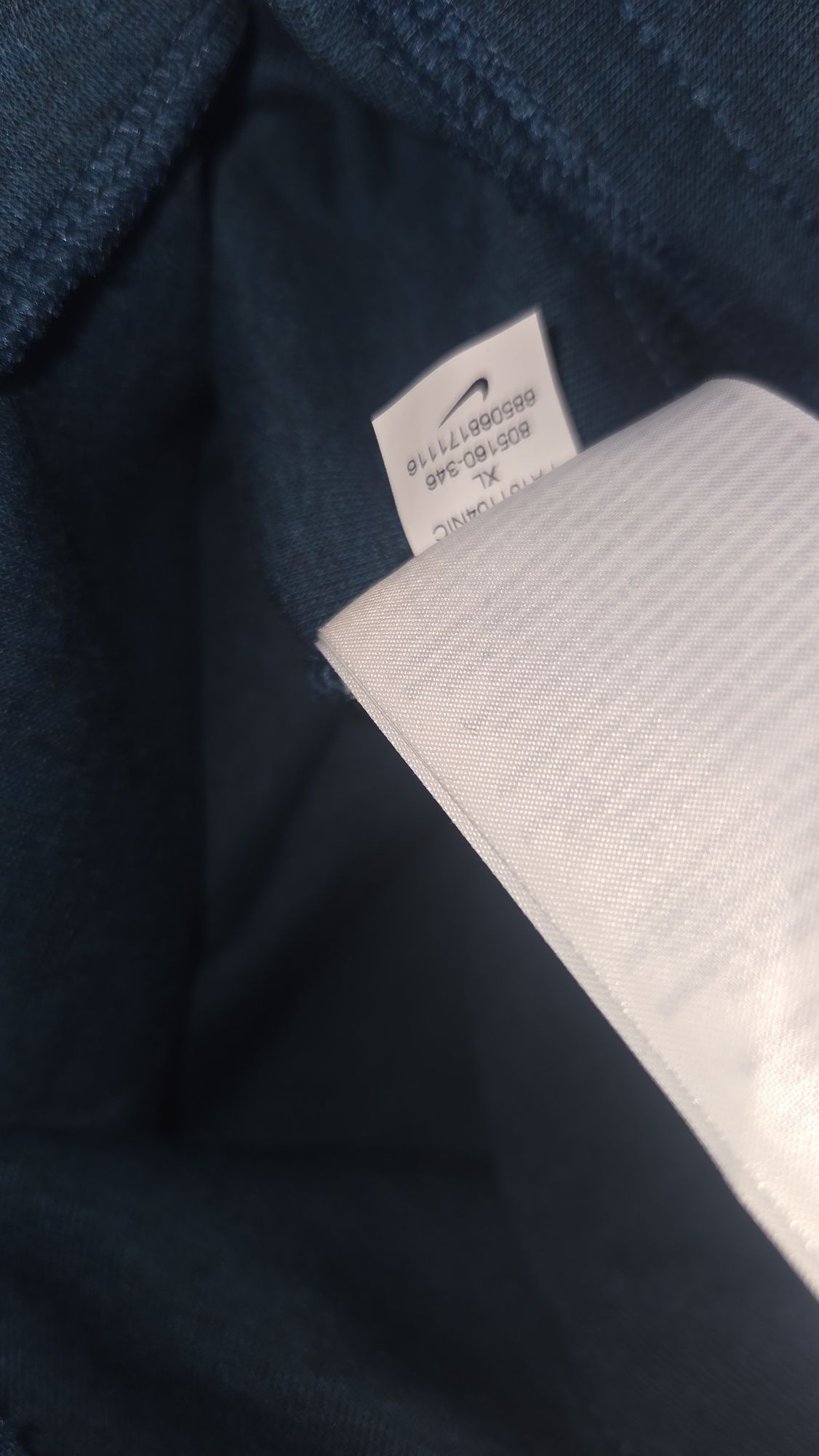 Nike Tech  Fleece  като Нови ХЛ