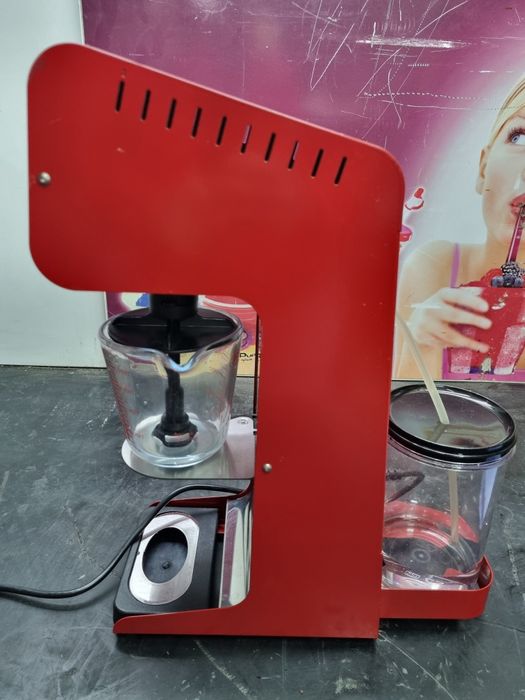 Aparat automat pentru ciocolata calda