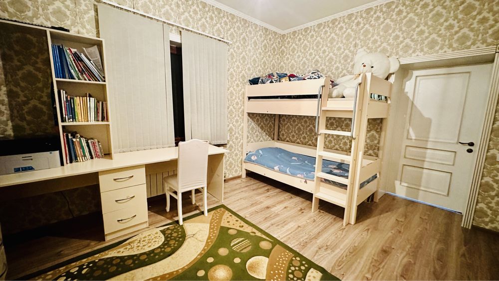 Двухярусная кровать детская