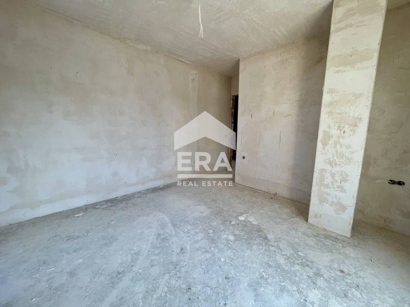 Тристаен апартамент ново строителство на бул. Бозвели