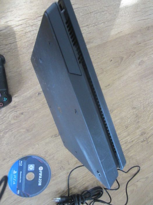 Sony Playstation 4 Slim 500GB модел CUH-2016A