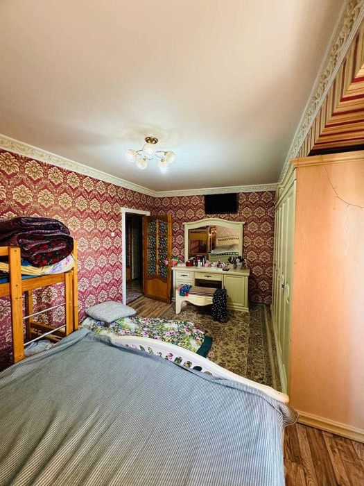 Продам 5-ти комнатную 150м2