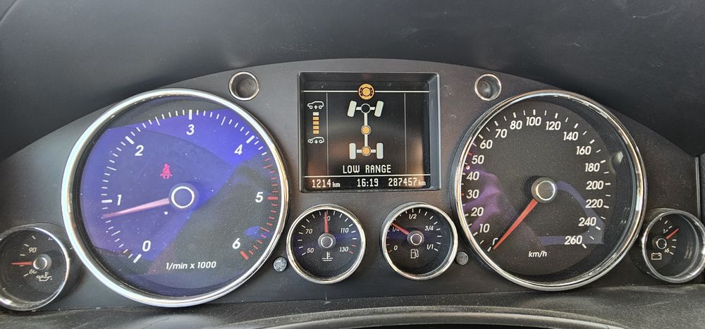 VW TOUAREG 2.5 TDI R5 autoturism perne de aer cu blocant spate