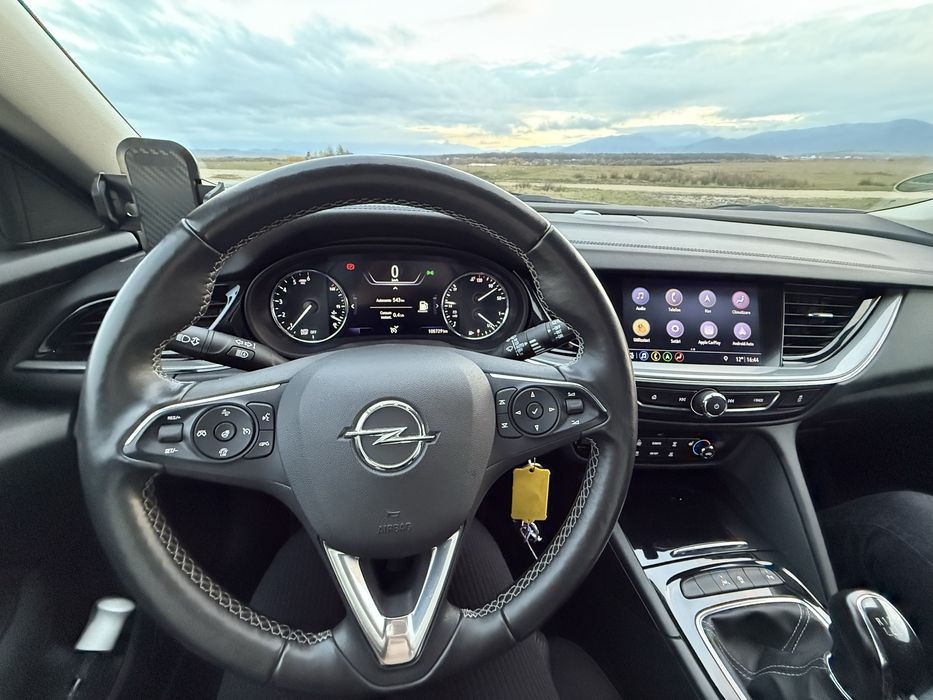 Opel Insignia 2020 diesel break 105729 km