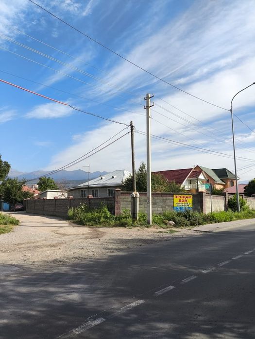 Срочно продам дом с большим участком