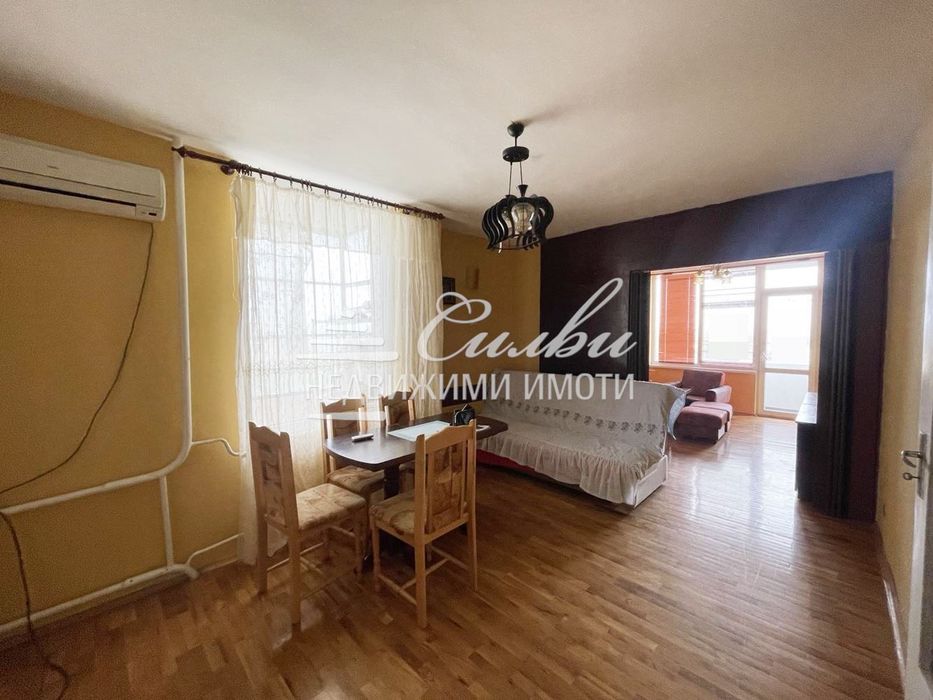 Четиристаен ТУХЛЕН апартамент - кв. Добруджански