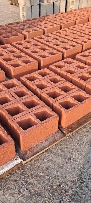 Фасадный Шлакоблок 20х40. В наличии есть. На заказ цветные сможем