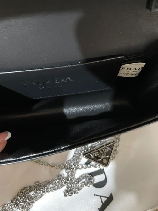 Дамска чанта прада