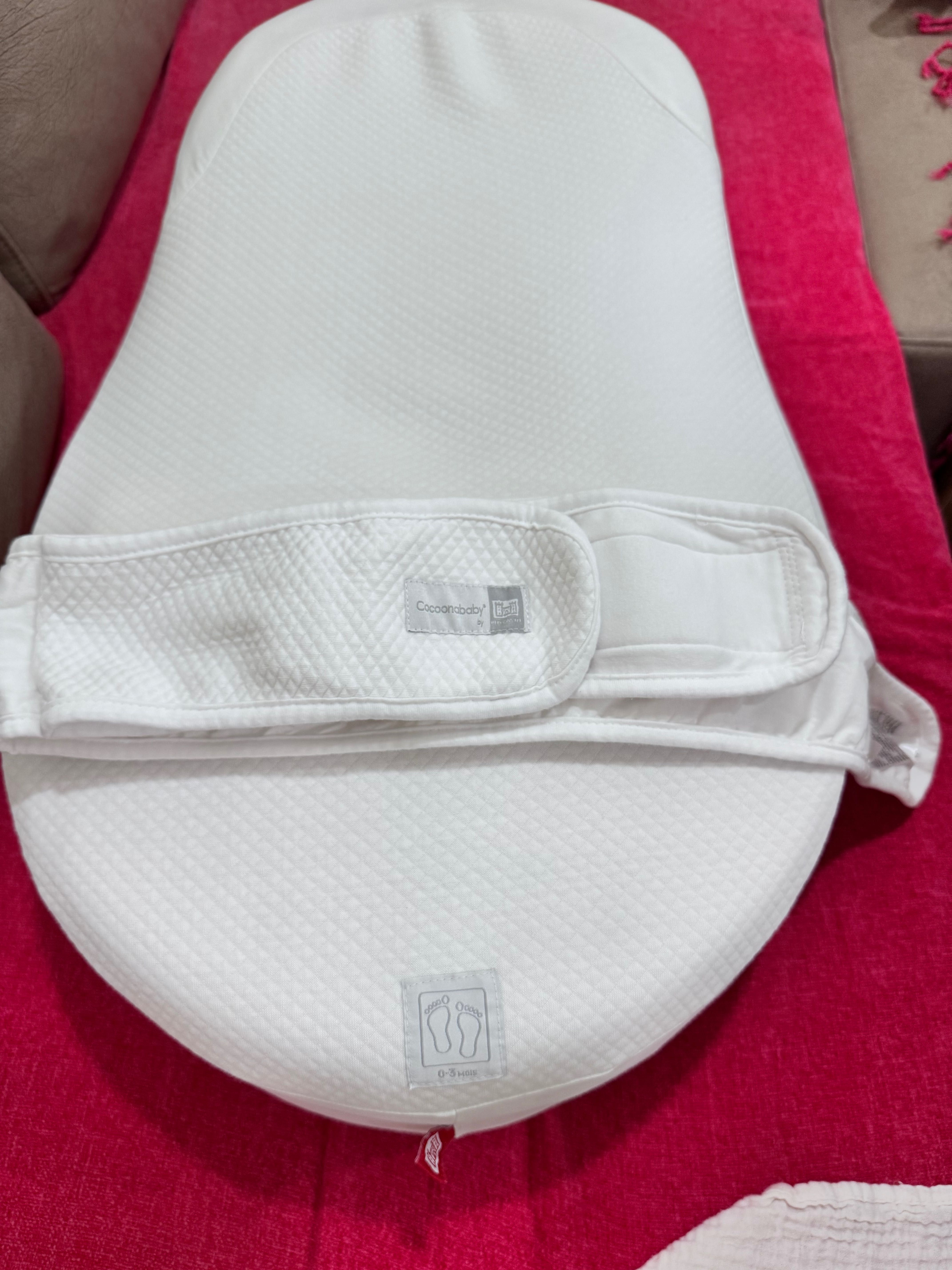 CocoonaBaby Nest ергономичен матрак за новородени - неразличим от нов