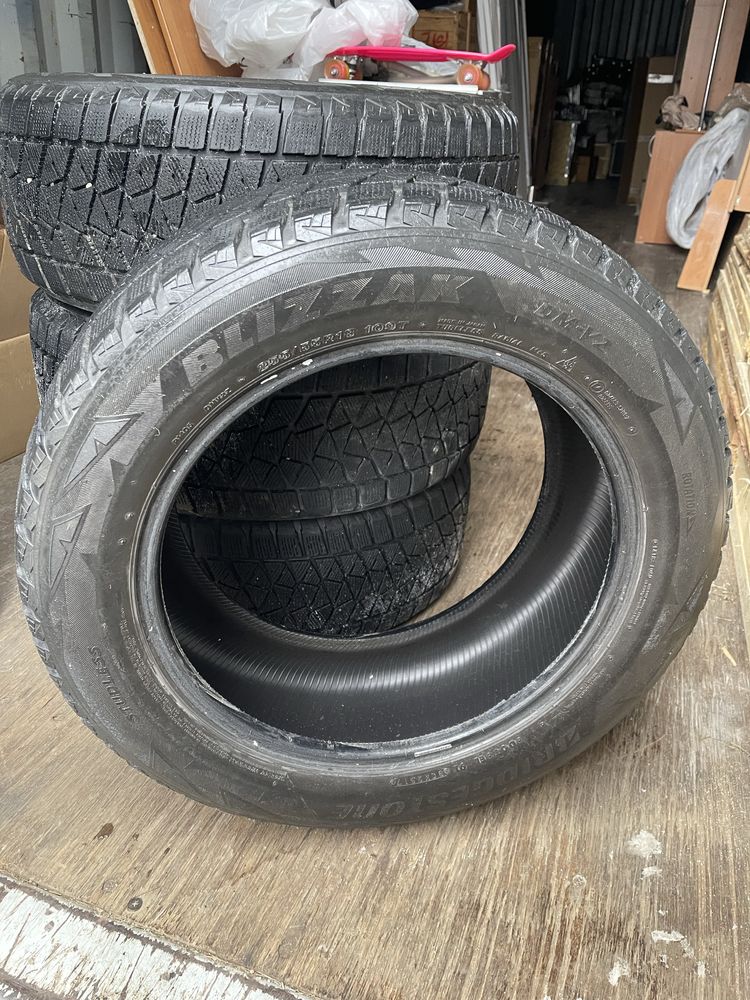 Шины зимние Bridgestone Blizzak DM V2  255/55/R18