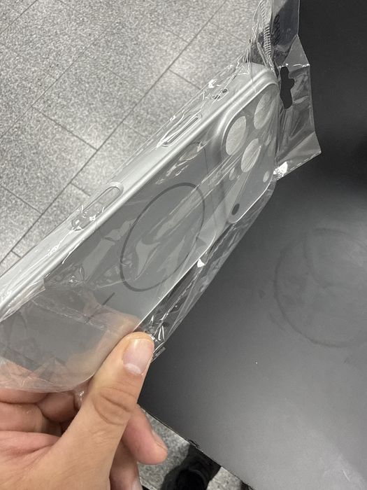 Case за iphone 16 pro с визия на 17 pro
