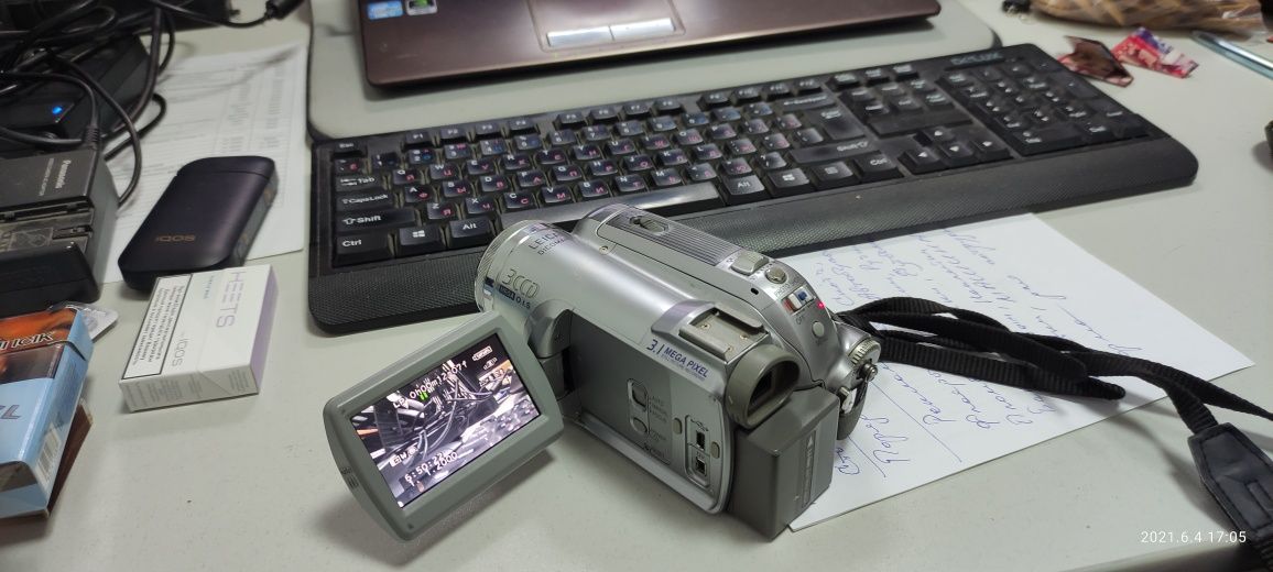 Видеокамера кассетная PANASONIC