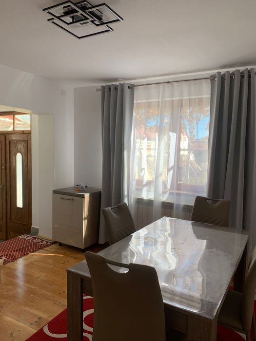 Casa de închiriat la Fagaras, curte