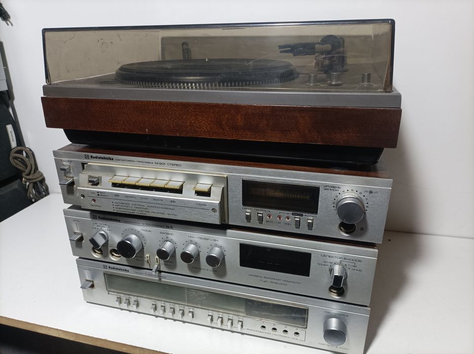 Продам Radiotehnika kamplekt
