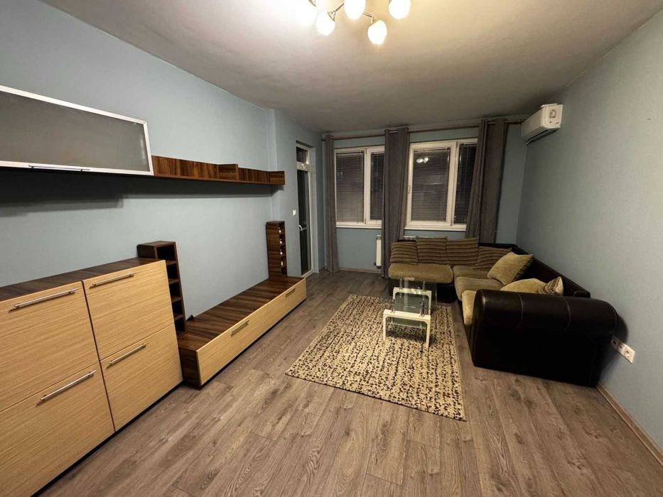 Тристаен апартамент – кв. Дружба 1