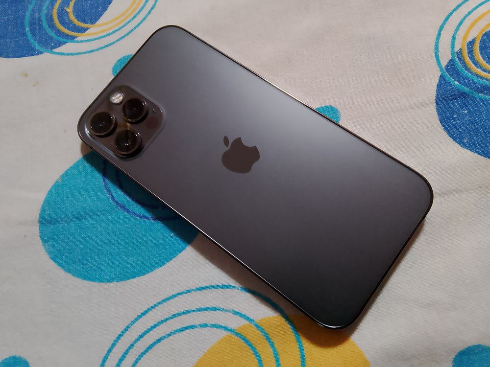 Iphon 12pro 256tali ideal
