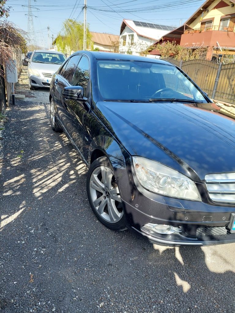 Vand Mercedes C200