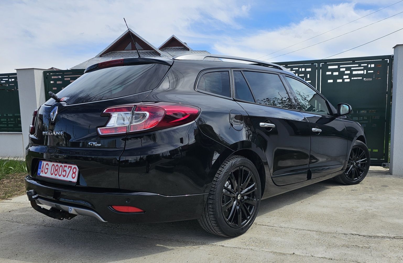 RENAULT MEGANE GT LINE, PANORAMA

1.5 dCi

110 cp

Fabricatie 09.2014