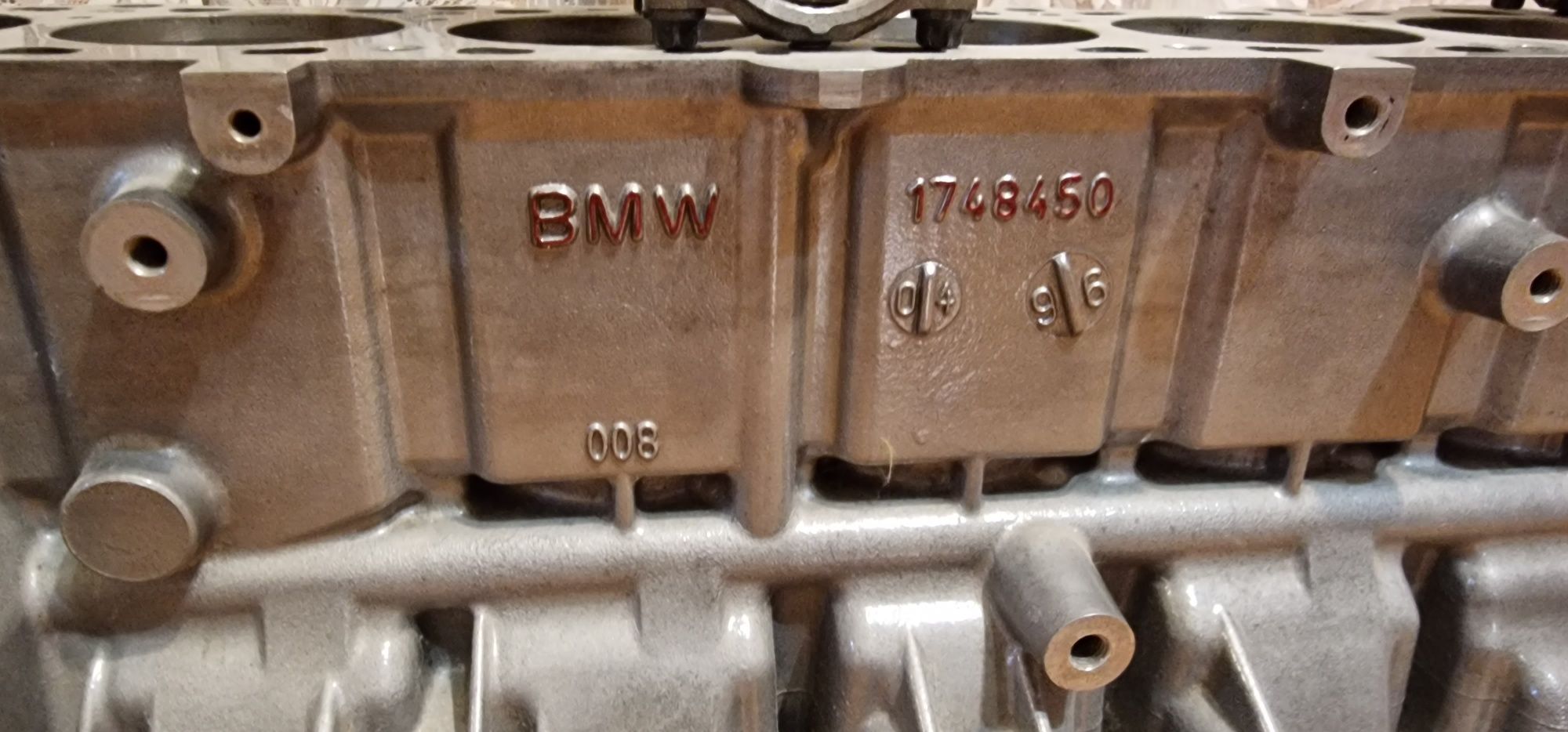 Маса от двигател BMW