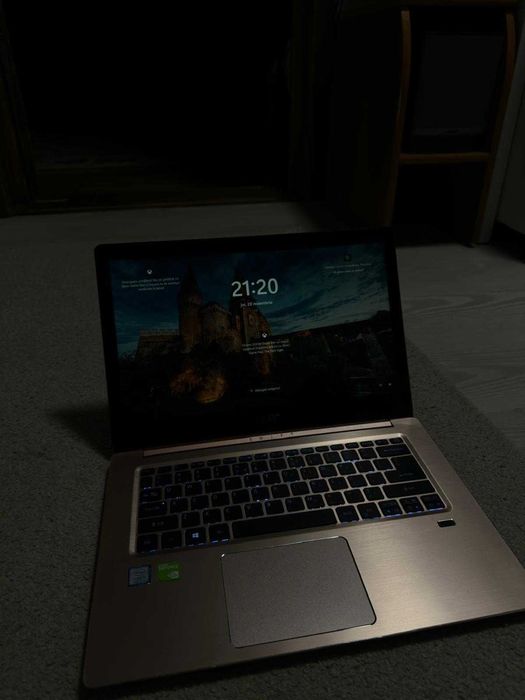 Laptop Acer Swift Windows 11 Pro