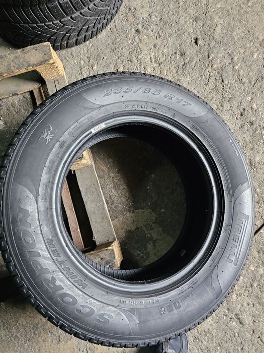 4 anvelope iarna 235 65 17 Pirelli 2021