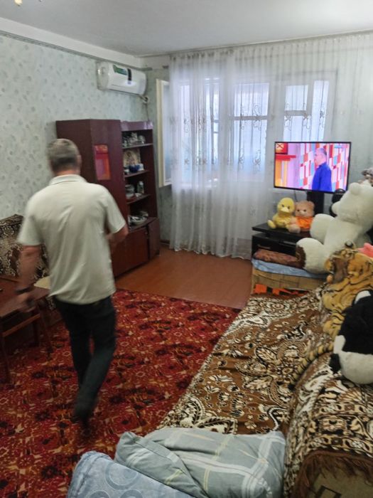 Чирчик шахар 4 м/р 3х Нархи 33.000$ Бош толов ва паспорт бн Ипотека