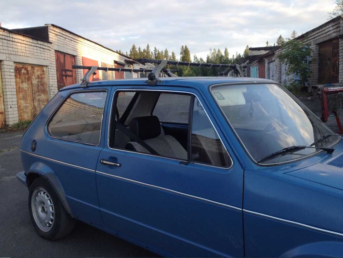 Багажник Thule 1050 ,напречни греди