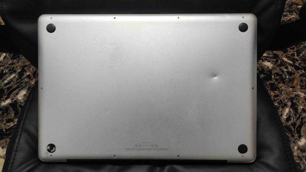 Dezmembrez Macbook pro A1286 si A1297