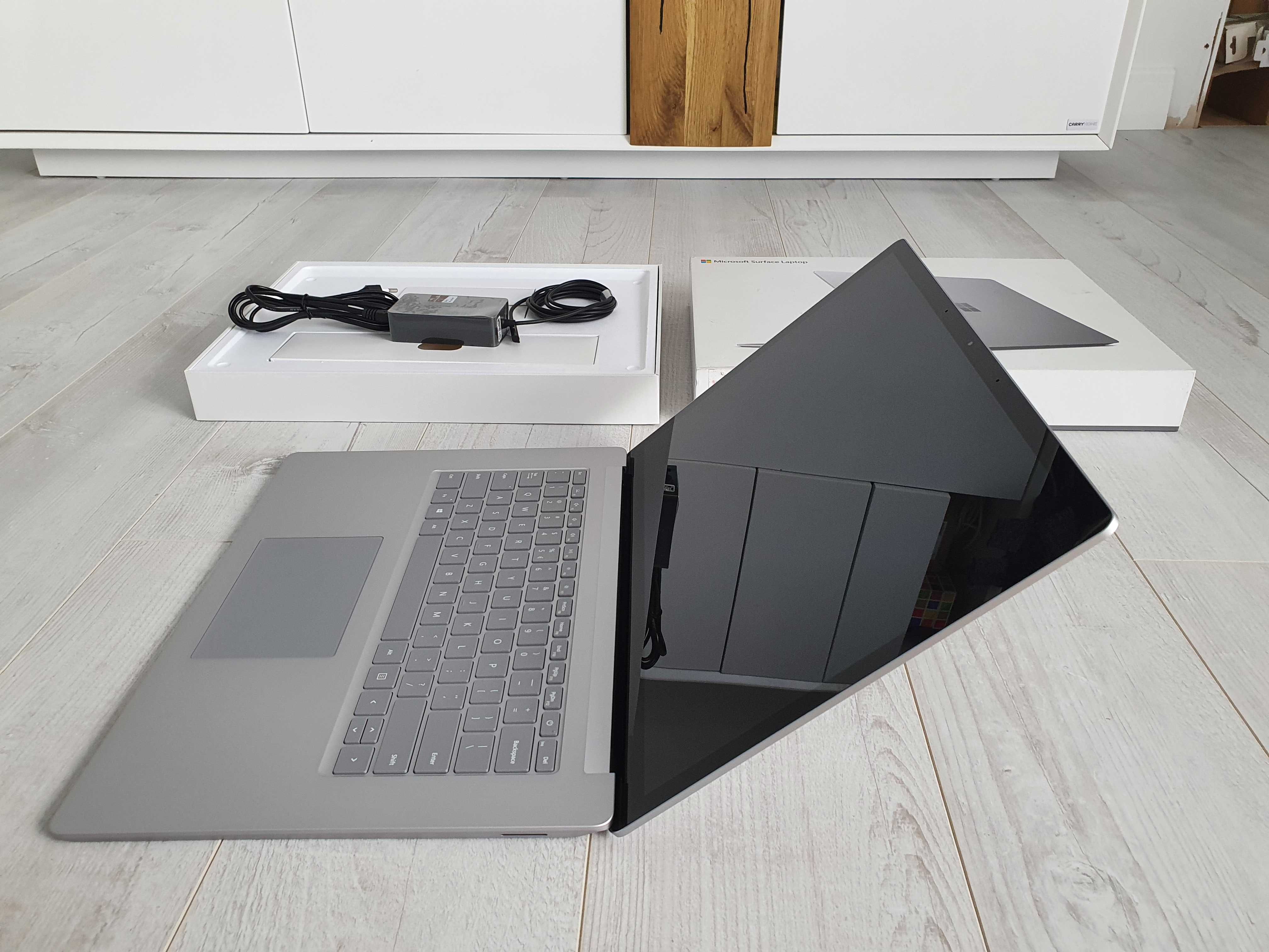 Laptop Microsoft Surface 3   Ryzen 5 3580U 15" Full HD+, Touch Vega 9