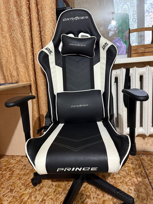 Продам игровое кресло