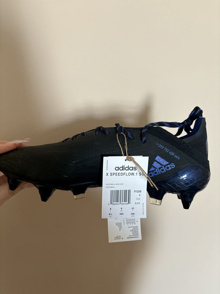 Adidas футболни бутонки