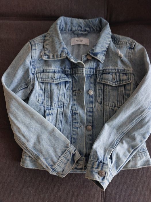 Продава се детско дънково яке за момиче  128 см