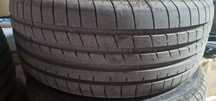 Vand 2 anvelope 245 45 R18 aproape noi