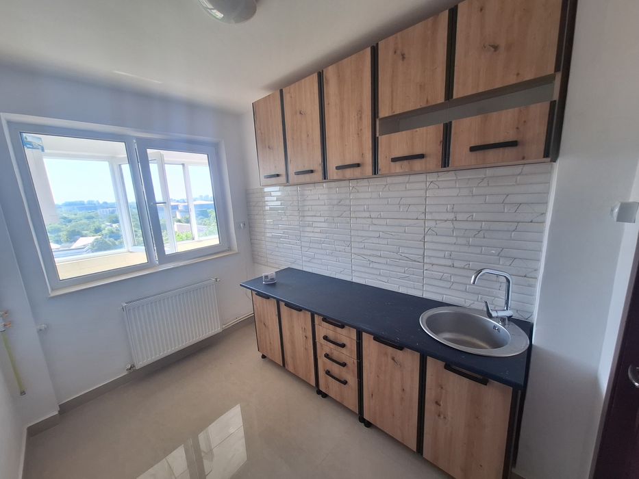 Proprietar apartament 3 camere decomandat  zona Gară renovat  recent