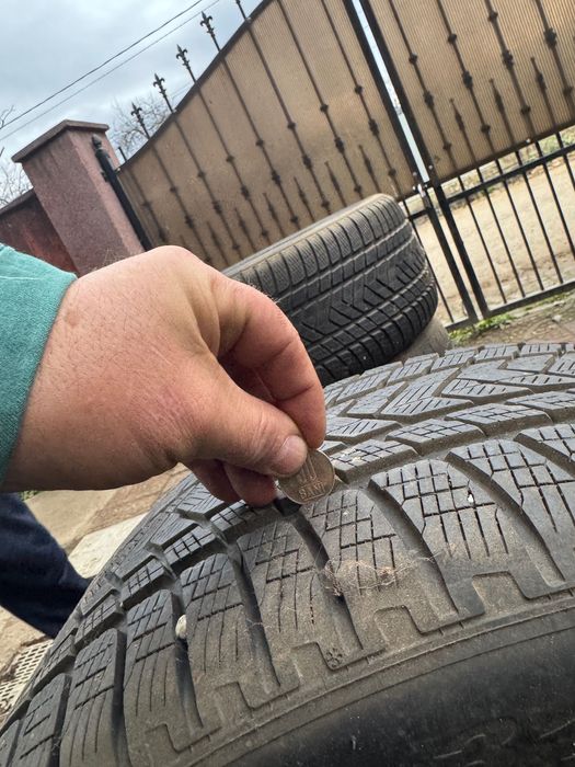 Cauciucuri iarnă PIRELLI 315/40 R21 ; 275/45 R21