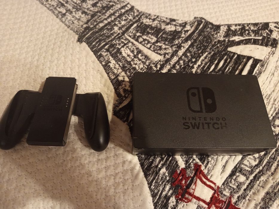 Док станция + контроллер на Nintendo Switch