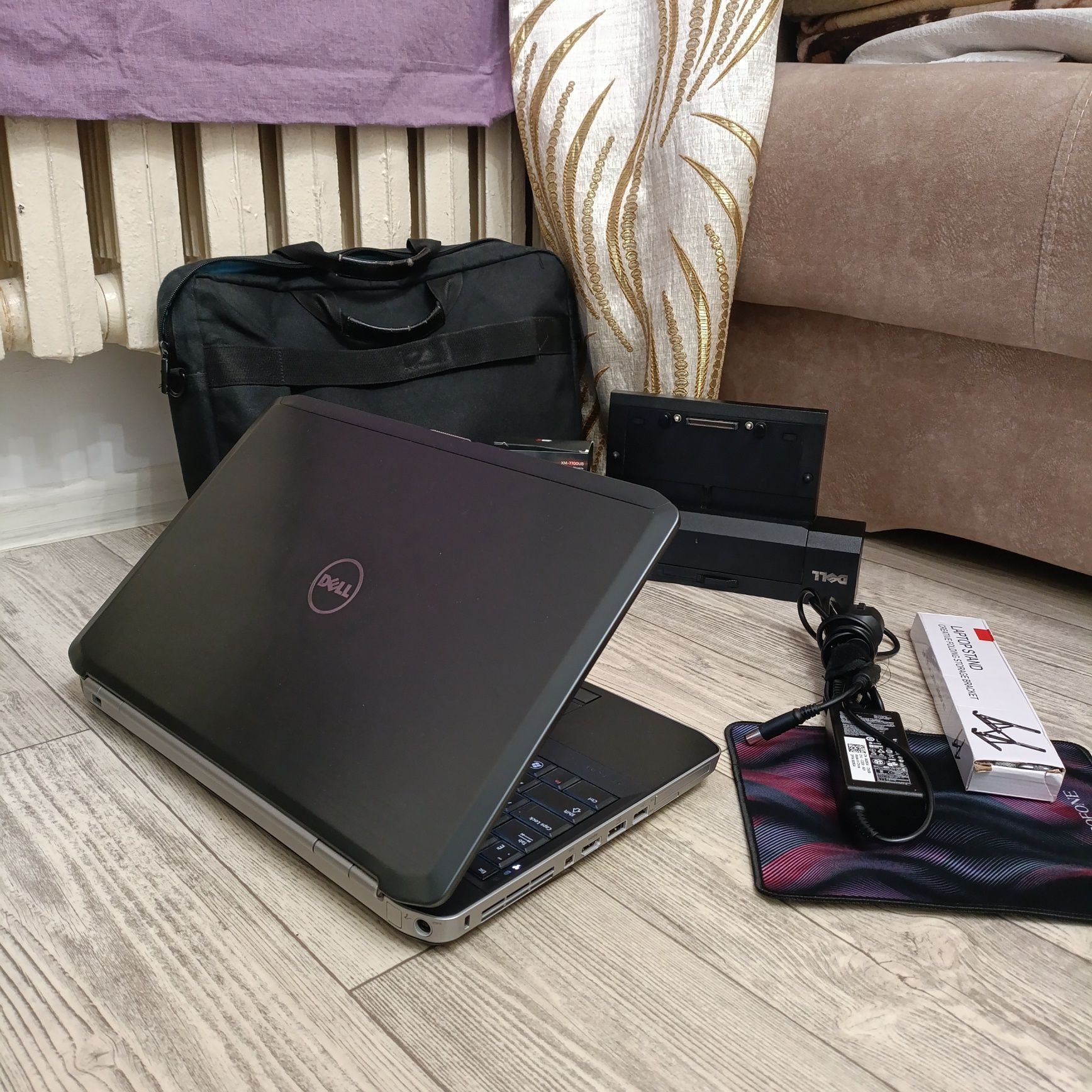 DELL Latitude 15 /SSD-128GB/ОЗУ-4ГБ/Core i7_2.80GHz/Windows 10
