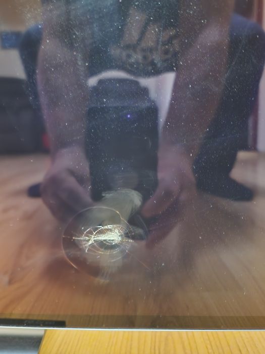 Vând Tv oled LG display spart,diagonală 139139