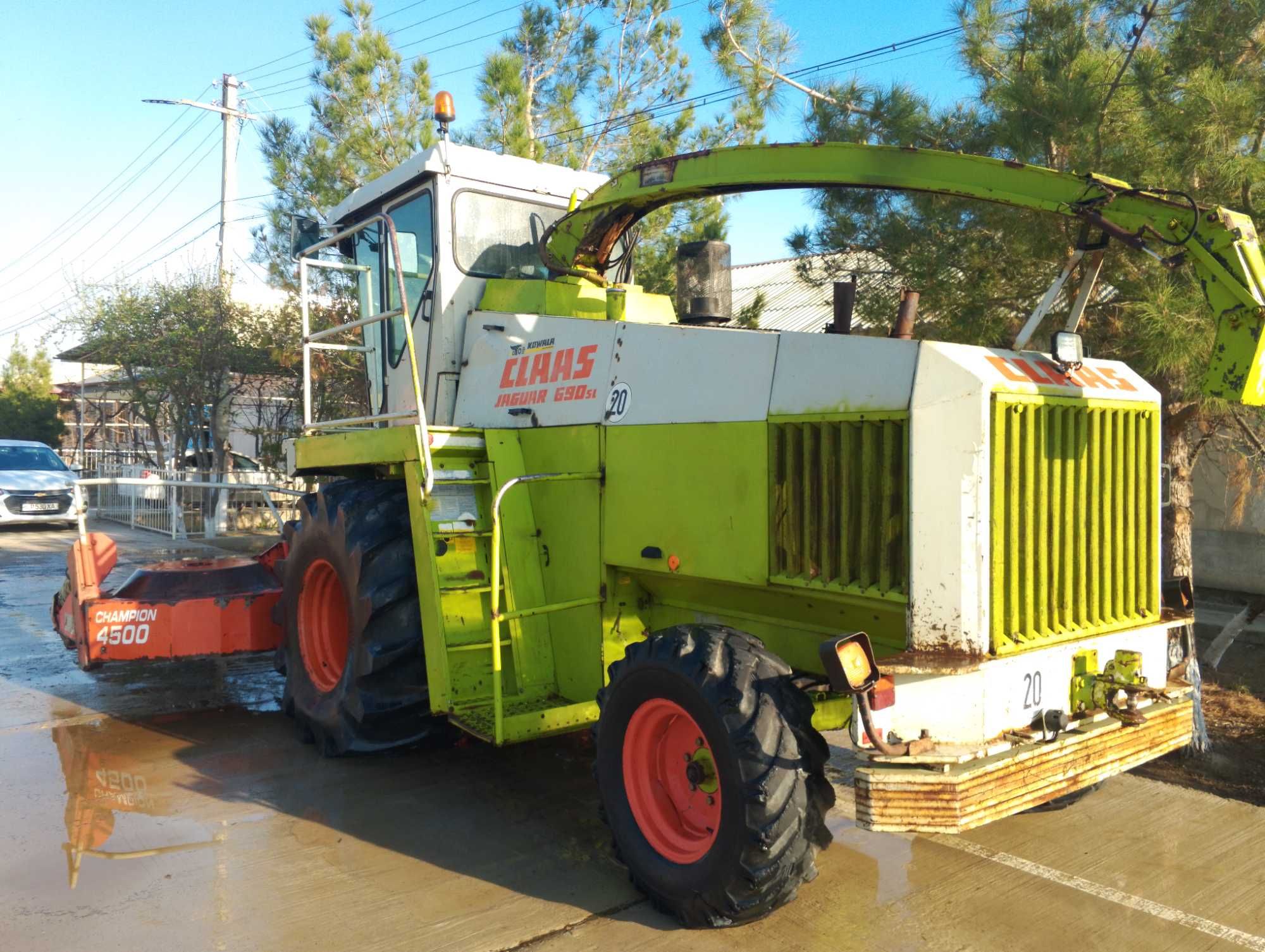Jaguar claas 690 sl