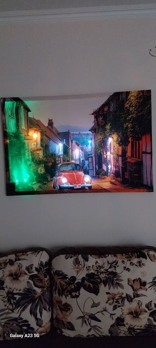 Tablou din panza cu beculete