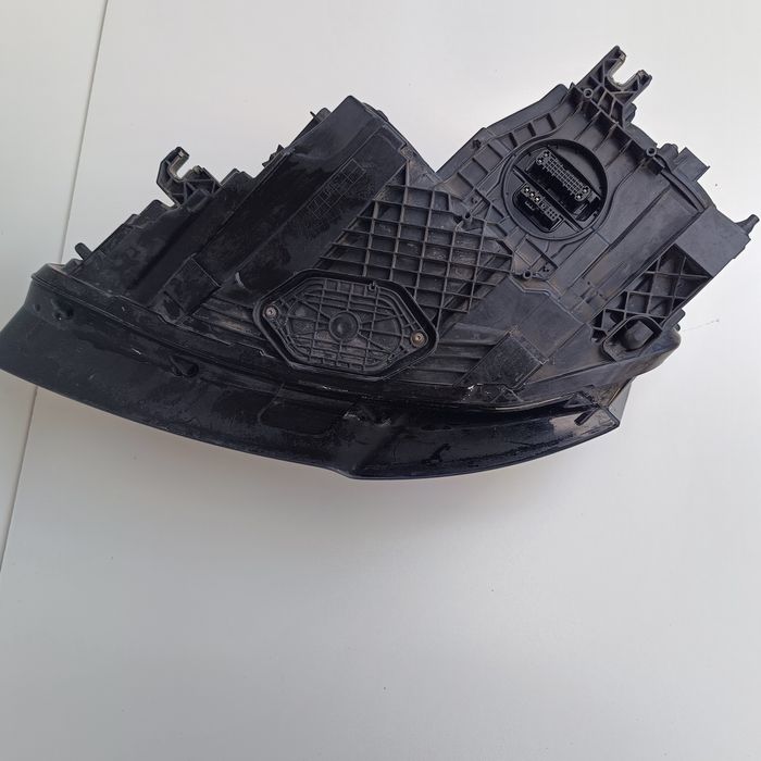 Десен фар Ауди А8 Audi A8 4H фейс Matrix 4H0.941.036