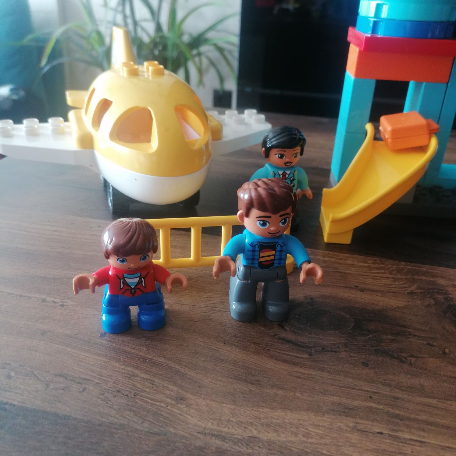 Lego Duplo летище, пожарна и самолет