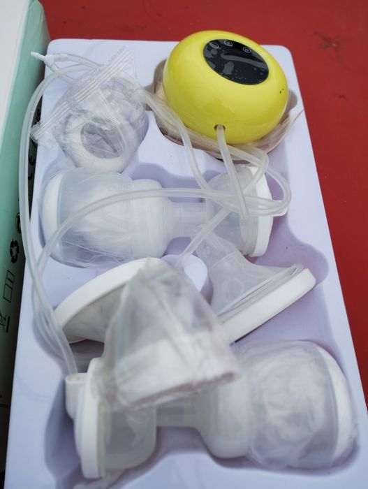 Vând pompa sân electrica