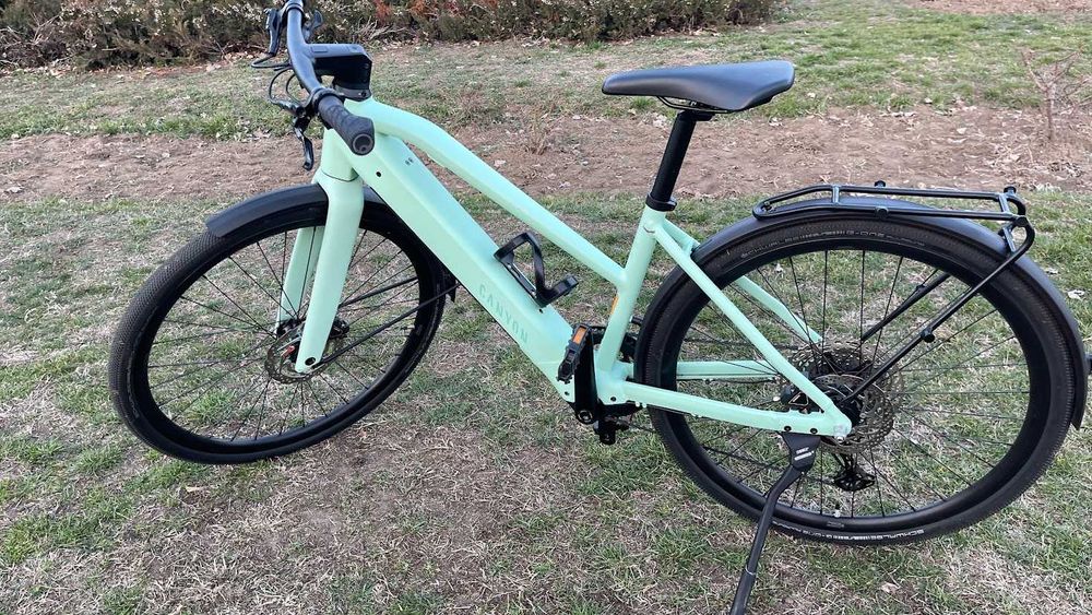 Canyon Commuter:ONfly 7 mid-step, marime S, Motor Fazua