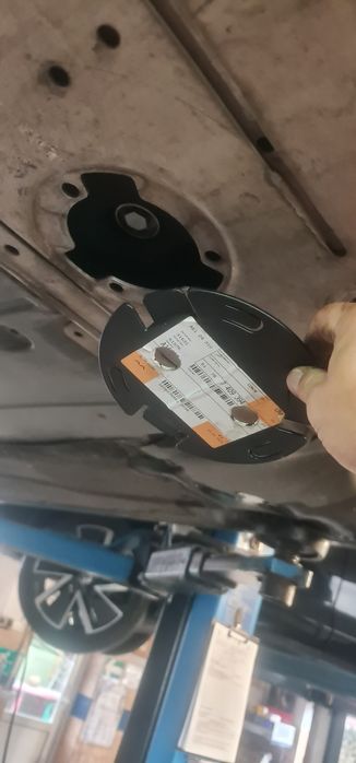 vand capac blindaj de la buson scurgere ulei motor bmw