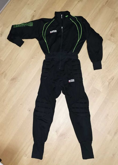 Футболен гащеризон размер л 10 лв