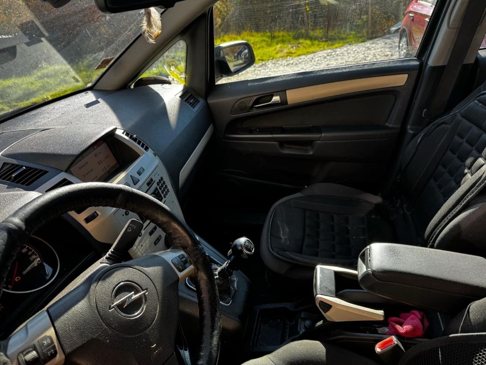 Opel zafira b 1.7 cdti