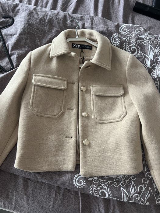 Връхна дреха Zara