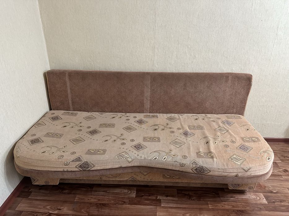 Продам раскладной диван