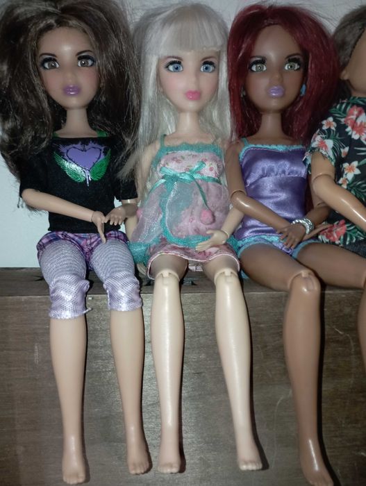 Лот кукол Лив, из серии "пижамная вечеринка"